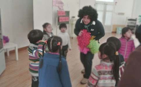 寫給幼兒園大班的表?yè)P(yáng)信