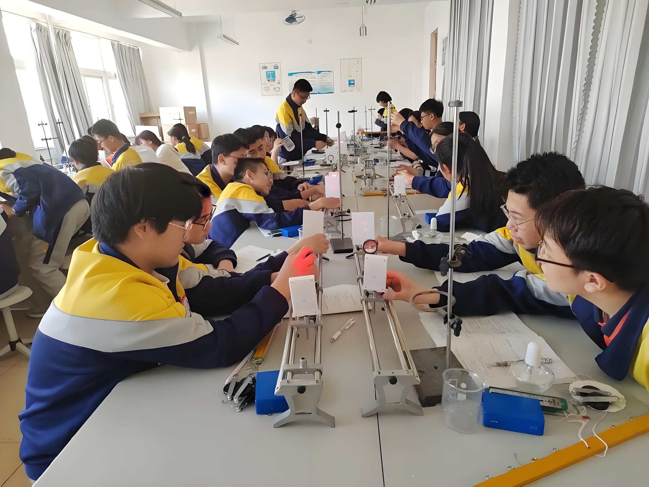 教育部印發(fā)《中小學(xué)科學(xué)教育工作指南》實(shí)驗(yàn)操作納入中考
