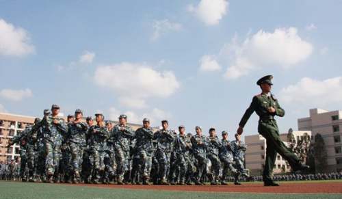 我參加了軍訓(xùn)活動作文